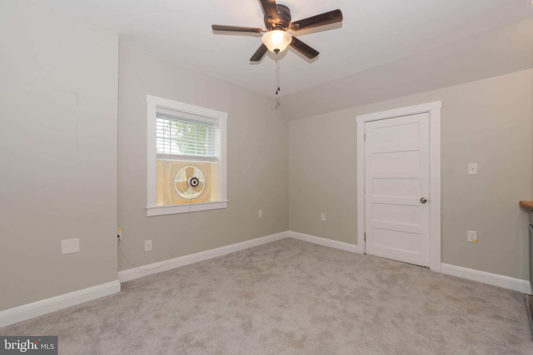 2311 Philadelphia Road Edgewood, MD 21040 - Photo 39 of 61 Lounge/study