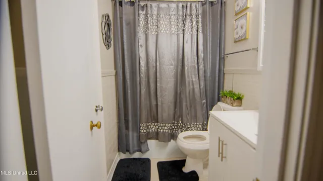 $214,000 | 105 Park Street, Batesville, MS 38606