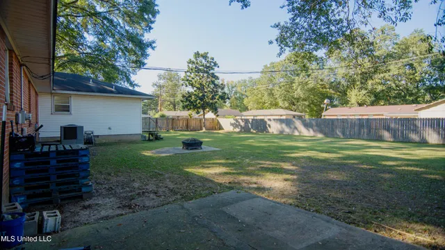 $214,000 | 105 Park Street, Batesville, MS 38606