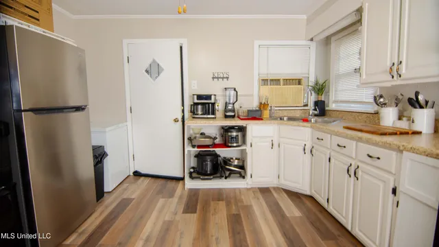 $214,000 | 105 Park Street, Batesville, MS 38606