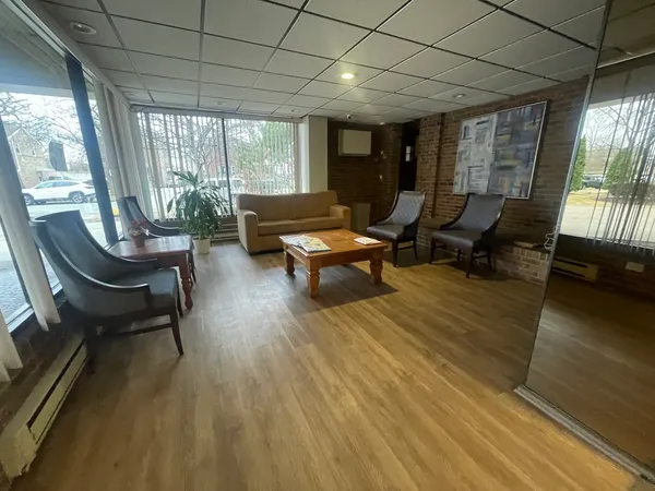 $1,300 | 2333 North Neva Avenue, Unit 306, Chicago, IL 60707