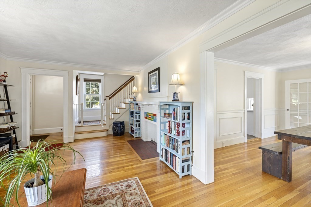 119 Playstead Road Medford, MA 02155 - Photo 5 of 32 Gallery Image 5