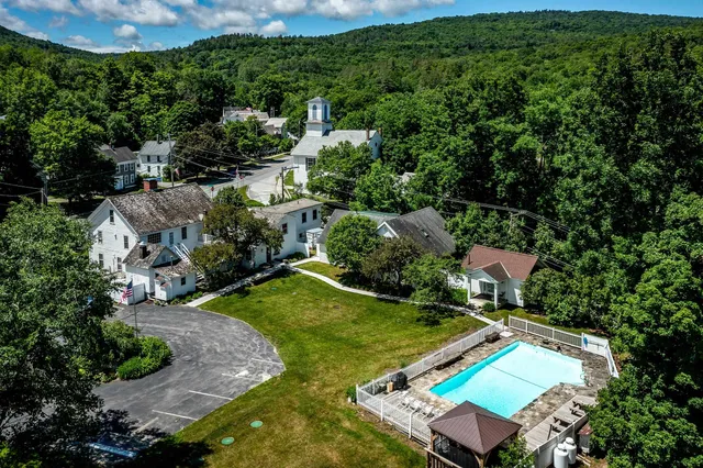 $899,000 | 3732 Highway 30, Jamaica, VT 05343