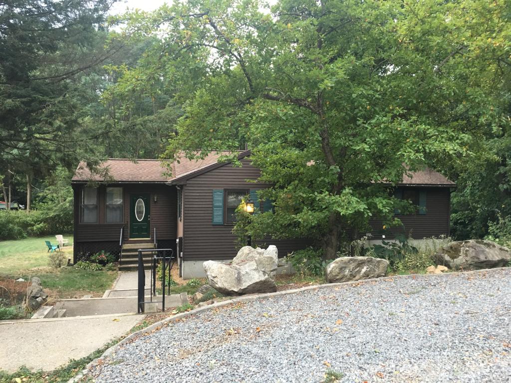 4 Margate Road Nashua, NH 03062 - Photo 1 of 28 Gallery Image 1