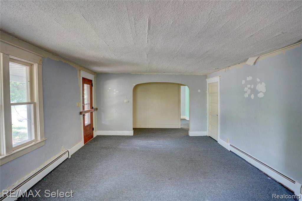 2186 North Genesee Road Burton, MI 48509 - Photo 25 of 68