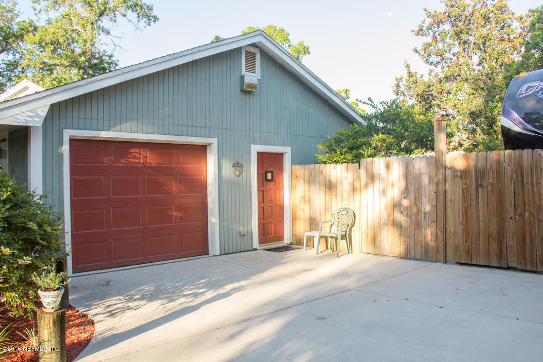 12594 Agatite Road Jacksonville, FL 32258 - Photo 39 of 49 a backyard of a house
