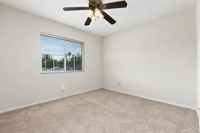 $3,450 | 237 Cedar Glen, Escondido, CA 92025