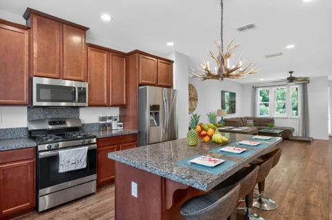 $1,200,000 | 61 Montecito Vista Drive, Unit 6, San Jose, CA 95111