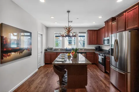 $1,200,000 | 61 Montecito Vista Drive, Unit 6, San Jose, CA 95111
