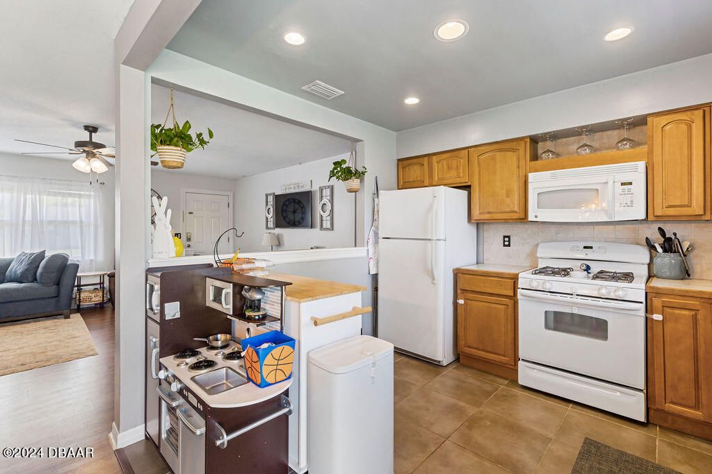 1320 Golf Avenue Ormond Beach, FL 32174 - Photo 8 of 36 KBP_7687