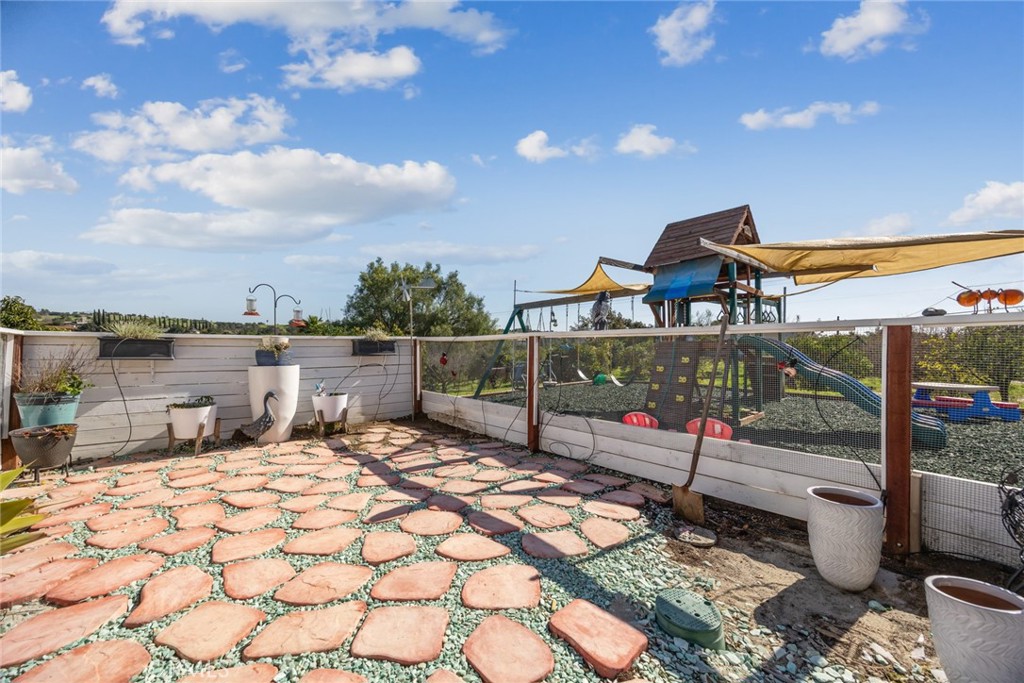 804 El Paisano Drive Fallbrook, CA 92028 - Photo 47 of 61