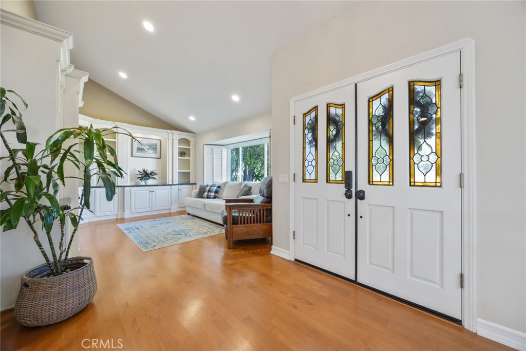 804 El Paisano Drive Fallbrook, CA 92028 - Photo 6 of 61