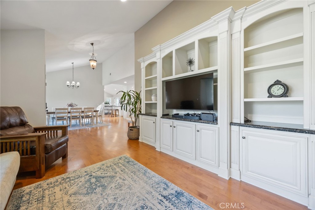 804 El Paisano Drive Fallbrook, CA 92028 - Photo 8 of 61