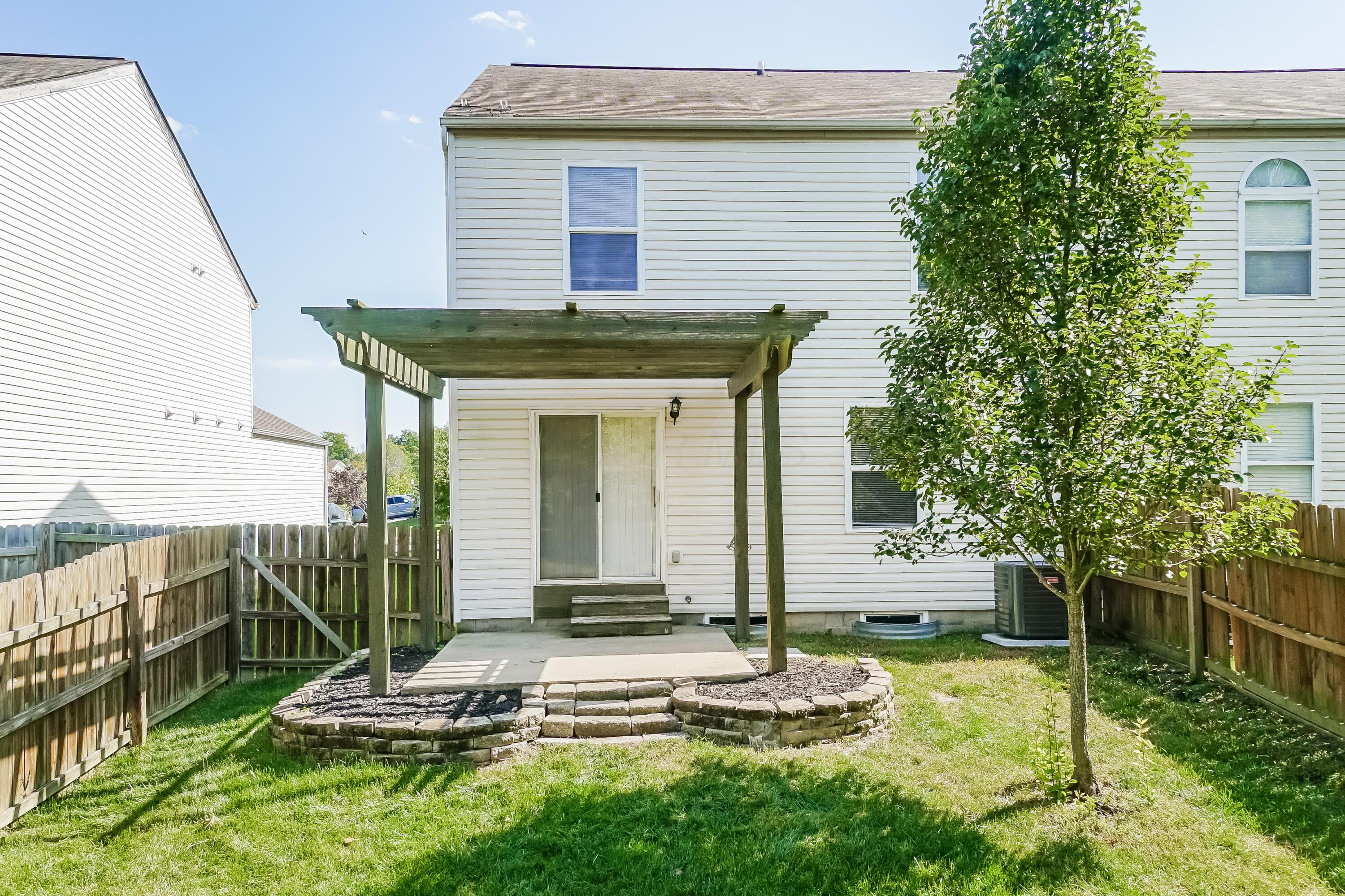 74 Tabilore Loop Delaware, OH 43015 - Photo 14 of 18 016-photo-rear-view-7563713