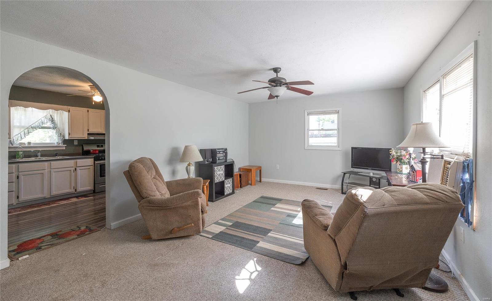 243 Geske Hollow Road Hardin, IL 62047 - Photo 9 of 20 Gallery Image 9