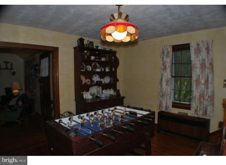 35 Barclay Road Line Lexington, PA 18932 - Photo 10 of 22 Dining Room