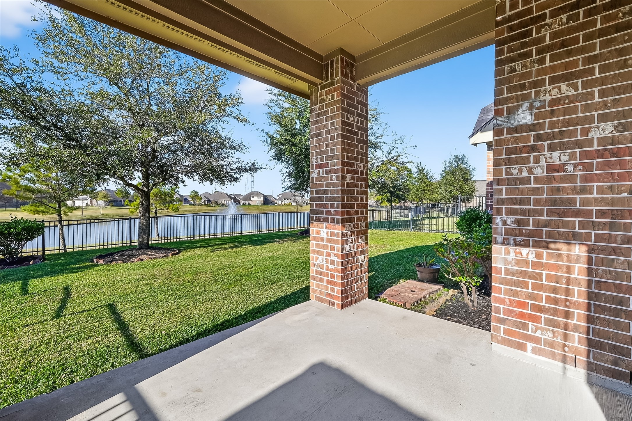 9151 Monarch Field Lane Cypress, TX 77433 - Photo 41 of 48 a view of a back yard of the house