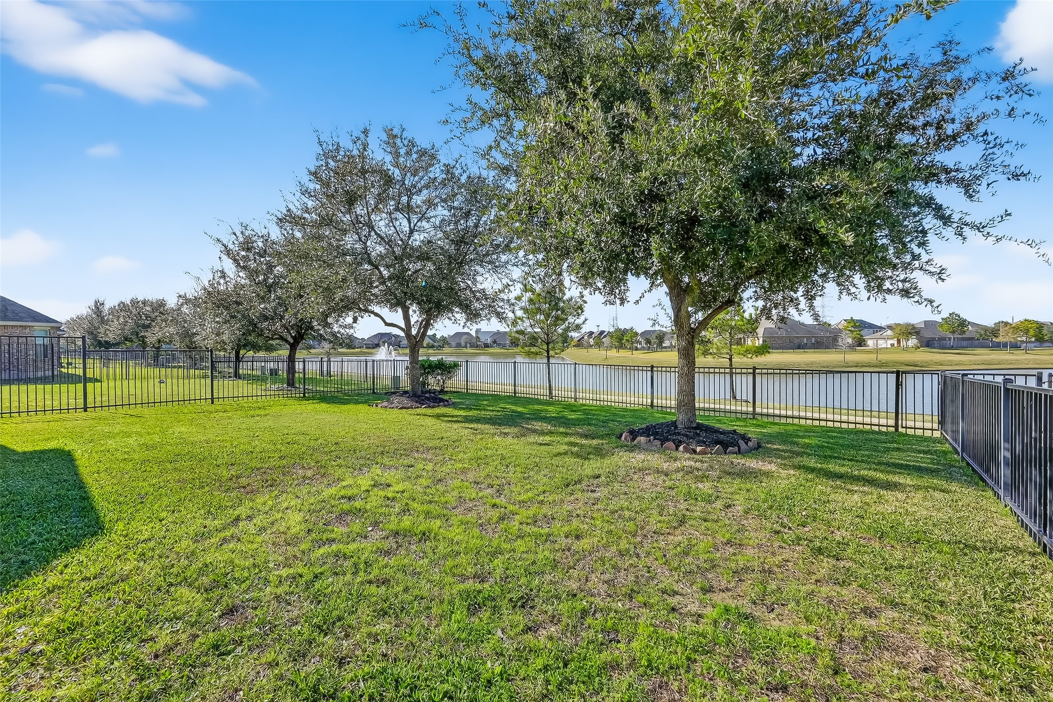 9151 Monarch Field Lane Cypress, TX 77433 - Photo 45 of 48 a view of a park with large trees