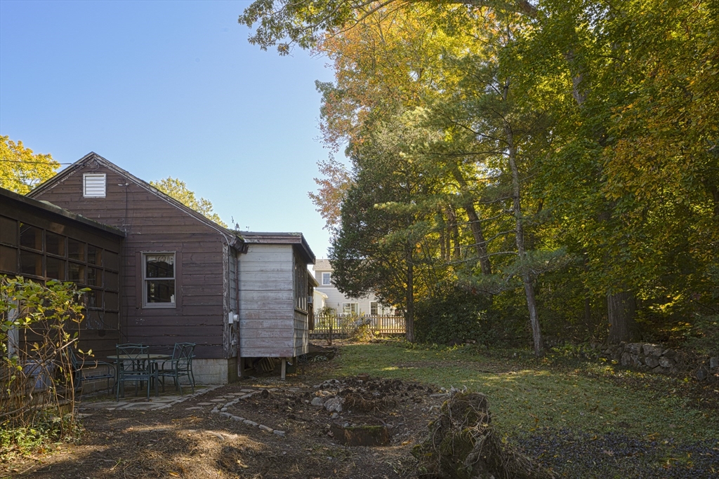 14 Masconomet Road Ipswich, MA 01938 - Photo 4 of 16