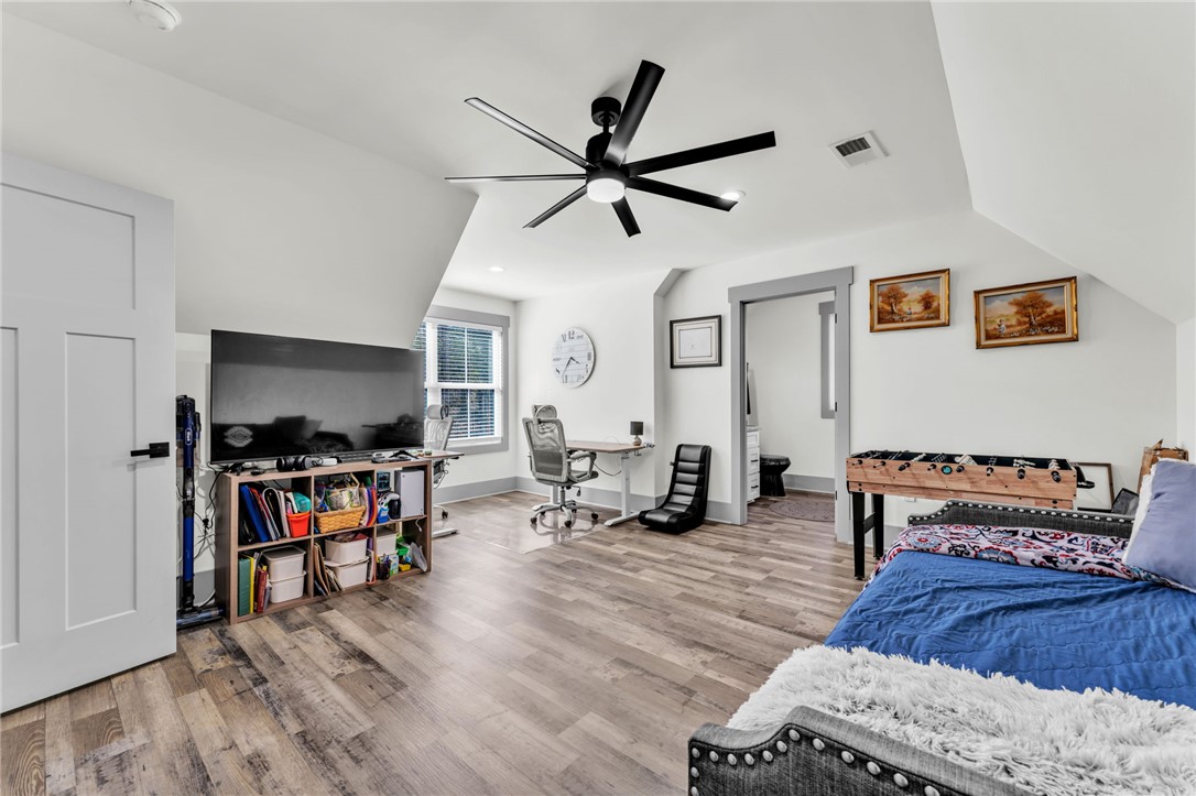 919 Watercrest Road West Union, SC 29696 - Photo 23 of 50 This spacious room offers flexible living with abundant natural light.