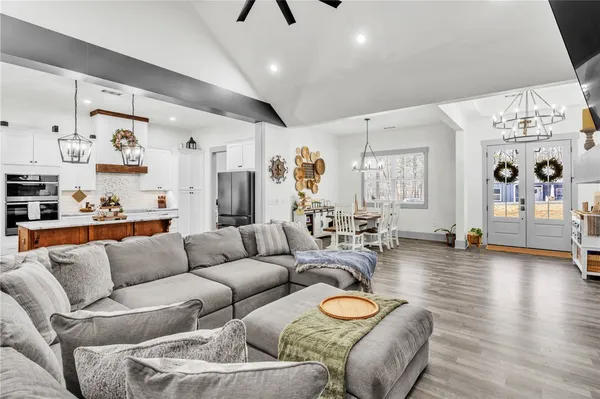 $785,000 | 919 Watercrest Road, West Union, SC 29696