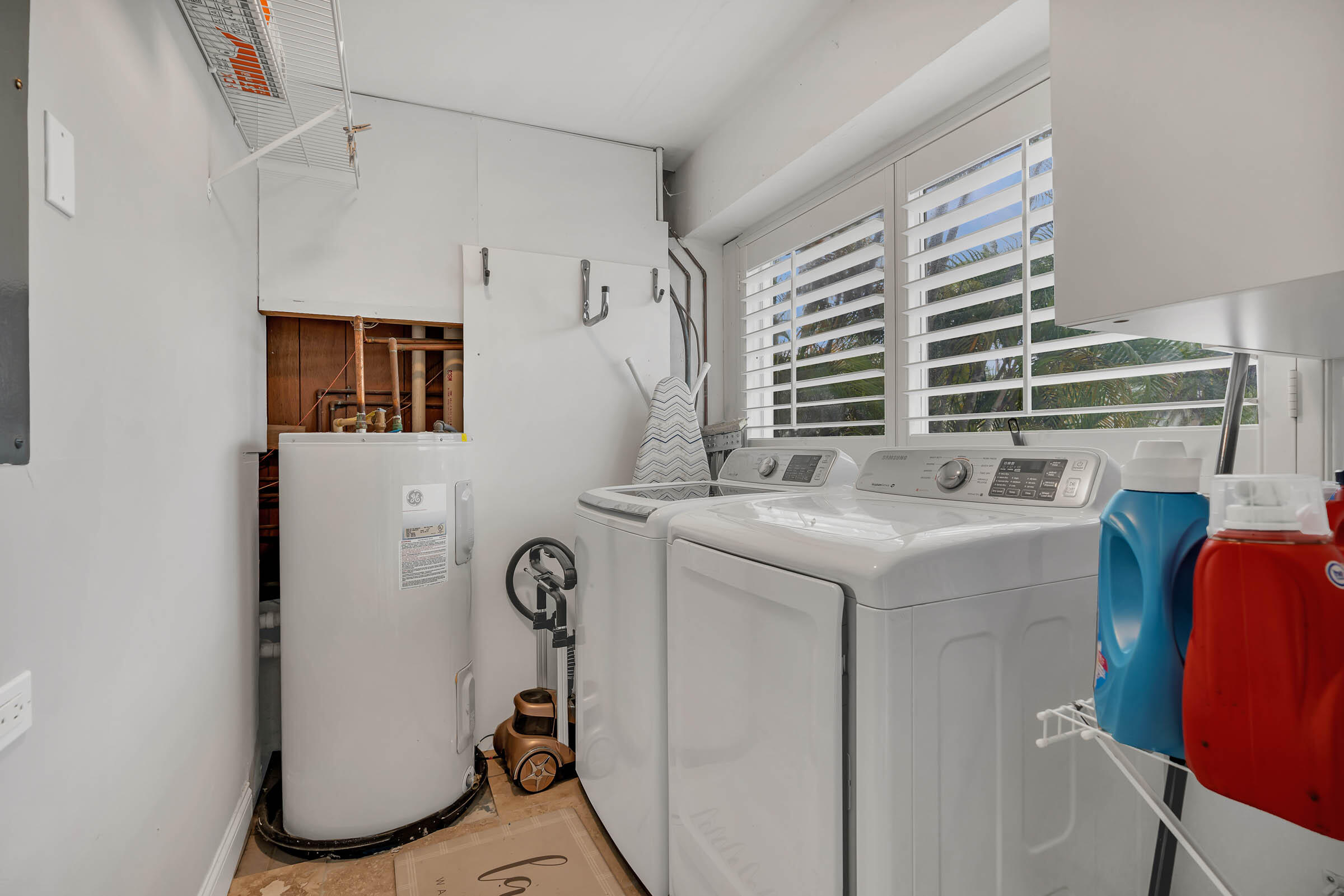 320 5th Street Key Colony Beach, FL 33051 - Photo 36 of 53 a utility room with dryer and washer