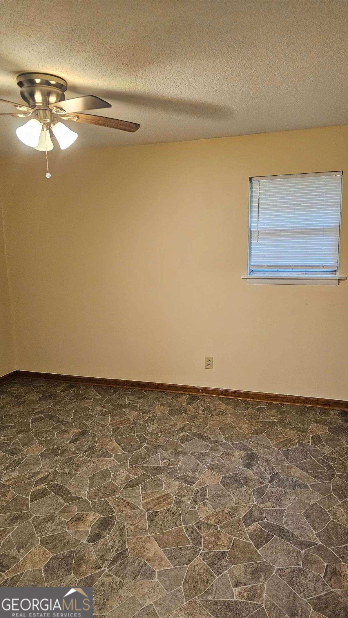 412 Vienna Circle Fort Valley, GA 31030 - Photo 15 of 18