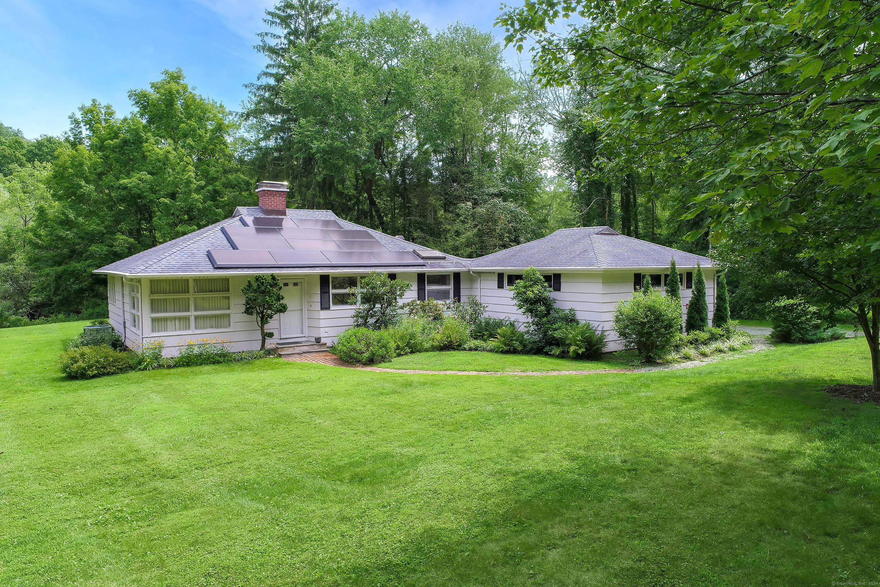326 North Street Ridgefield, CT 06877 - Photo 1 of 1