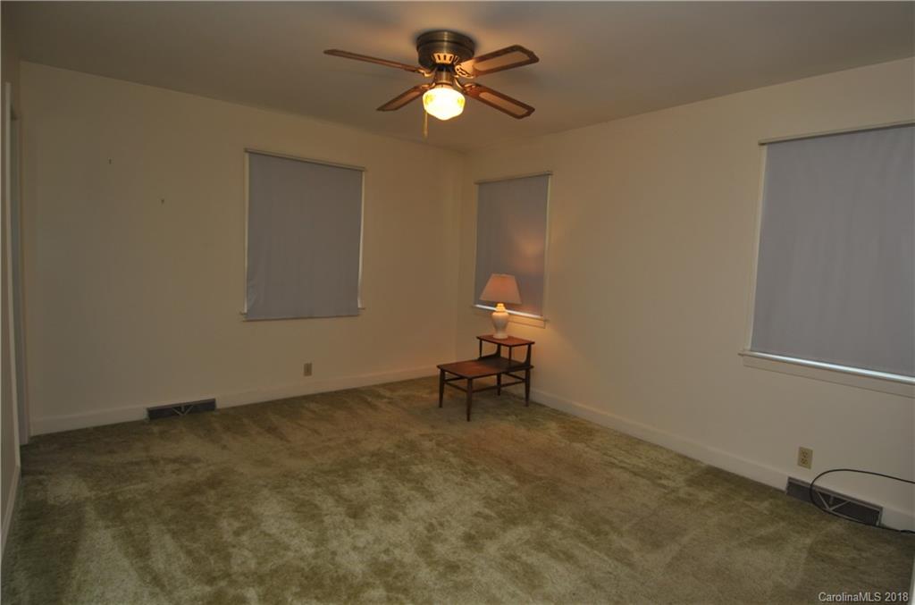 2315 McLean Road Charlotte, NC 28213 - Photo 14 of 36 Gallery Image 14