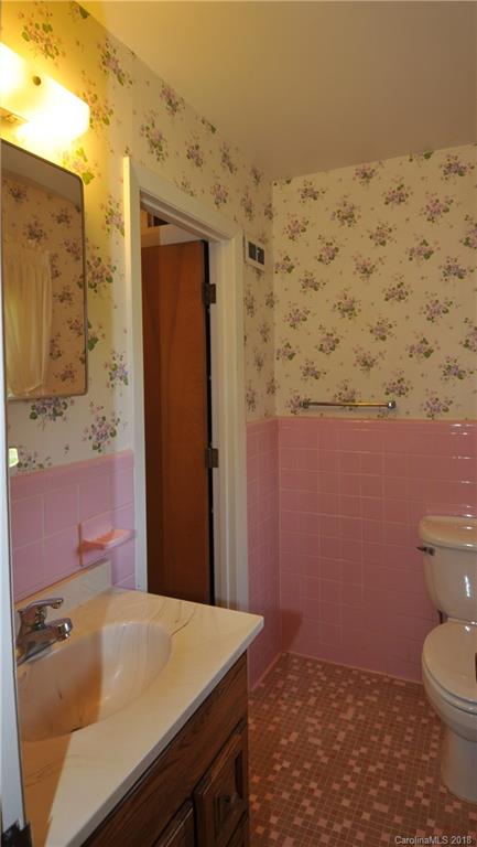 2315 McLean Road Charlotte, NC 28213 - Photo 17 of 36 Gallery Image 17