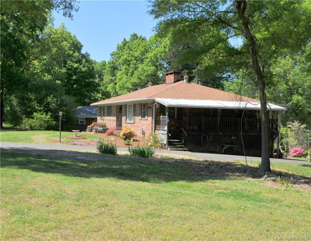 2315 McLean Road Charlotte, NC 28213 - Photo 3 of 36 Gallery Image 3