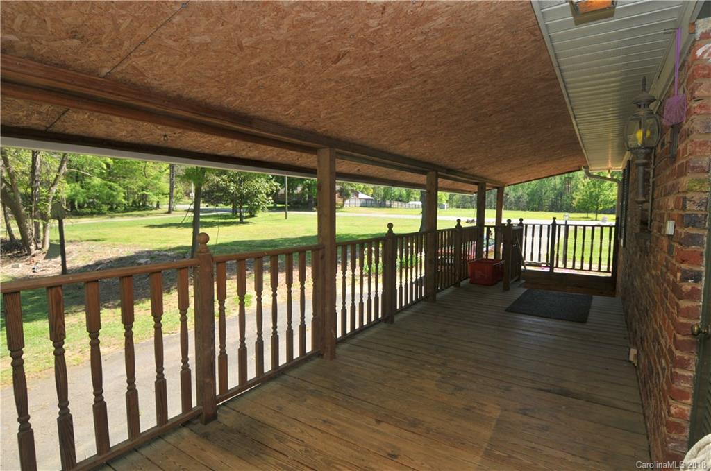 2315 McLean Road Charlotte, NC 28213 - Photo 4 of 36 Gallery Image 4