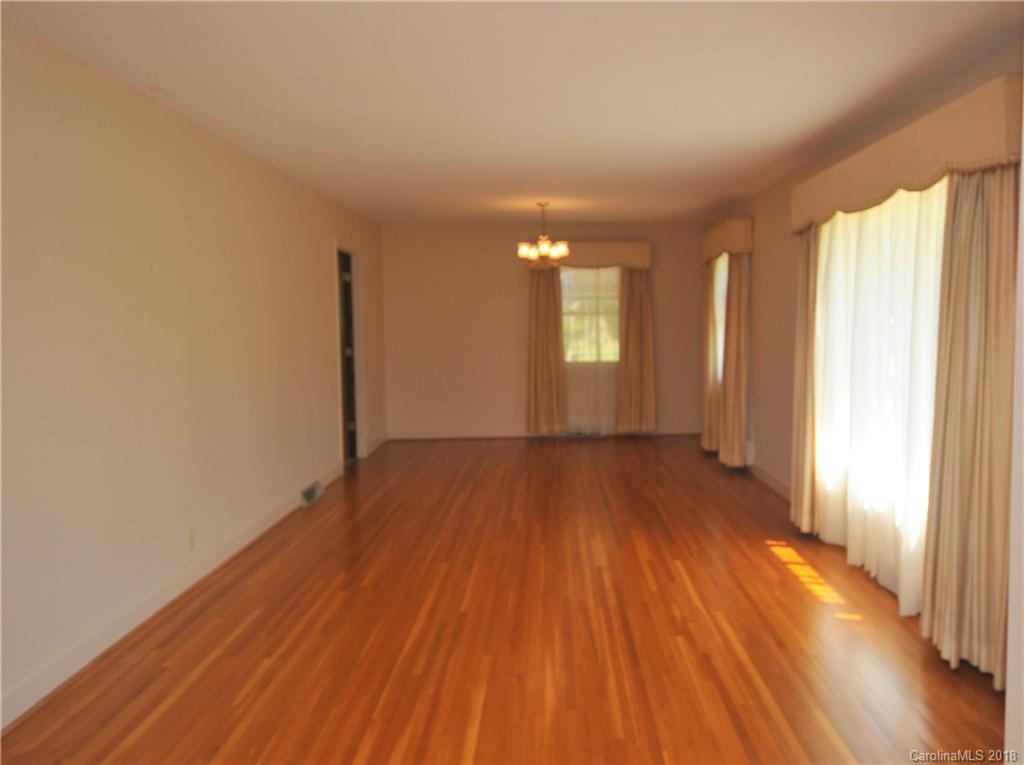 2315 McLean Road Charlotte, NC 28213 - Photo 6 of 36 Gallery Image 6
