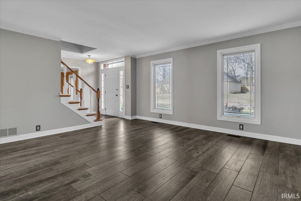 7577 Arbor Ridge Drive Newburgh, IN 47630 - Photo 4 of 27 Gallery Image 4