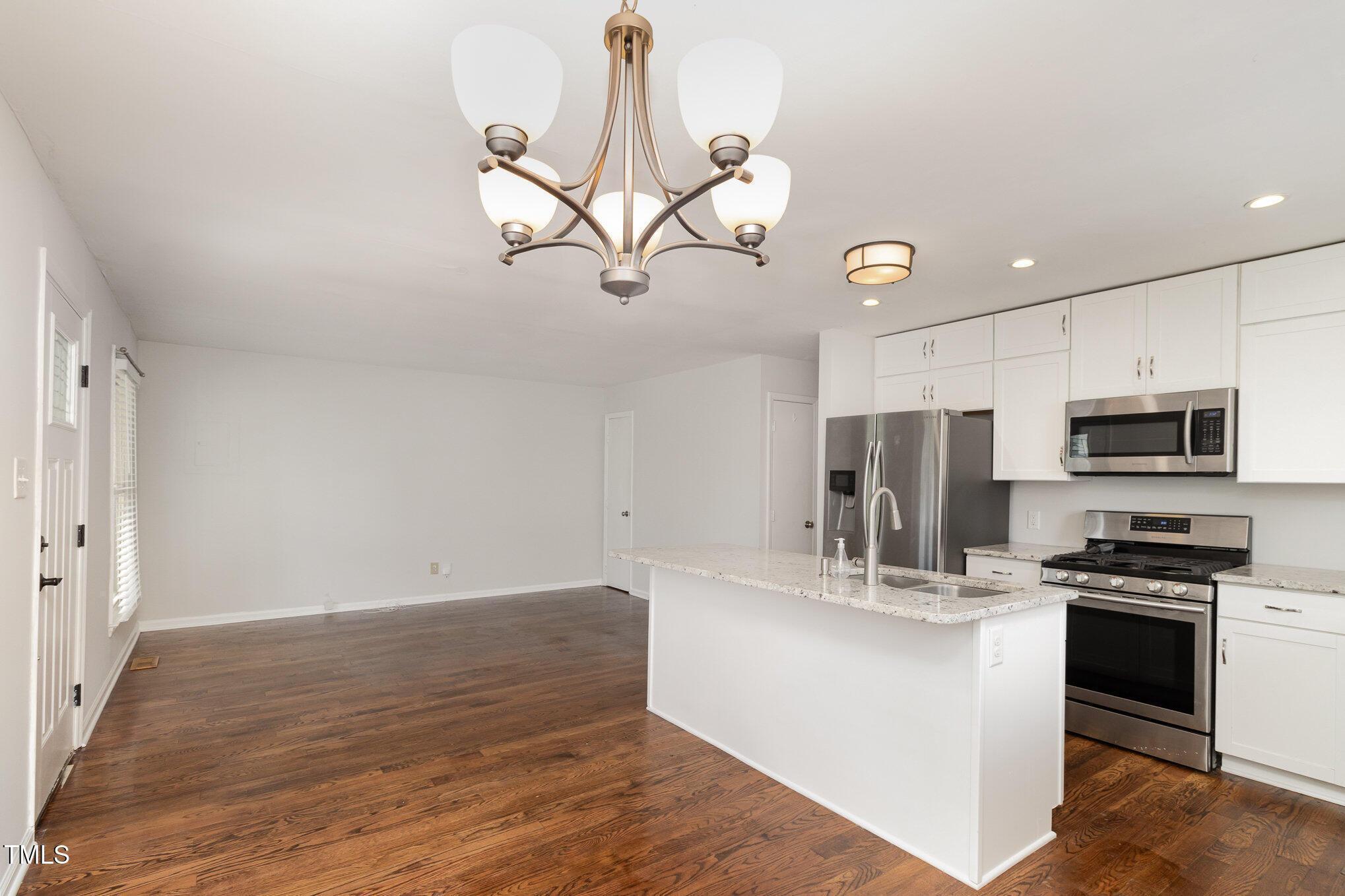 823 Cotton Place Raleigh, NC 27601 - Photo 10 of 26 Photo #10