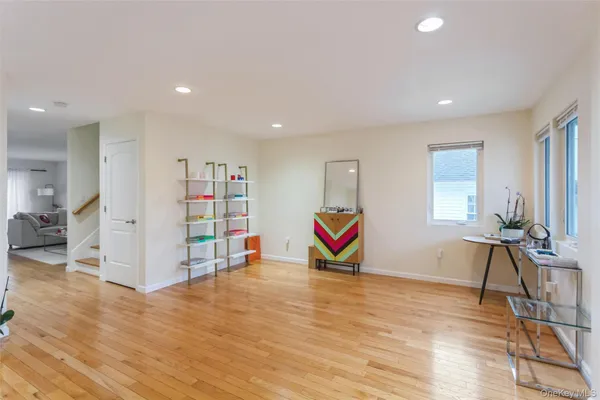 $849,999 | 271 Arthur Street, Freeport, NY 11520