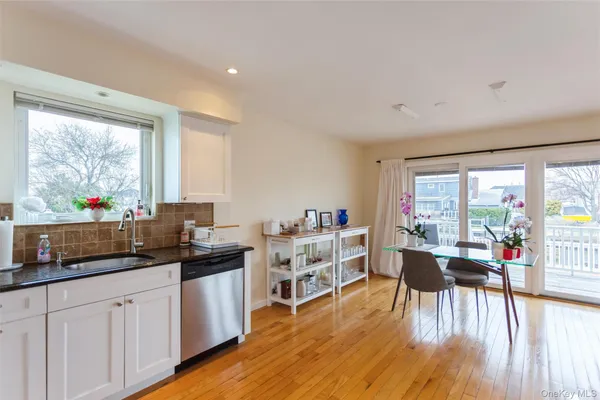 $849,999 | 271 Arthur Street, Freeport, NY 11520