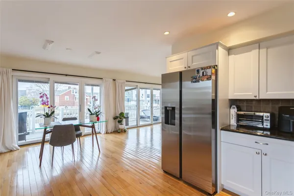 $849,999 | 271 Arthur Street, Freeport, NY 11520