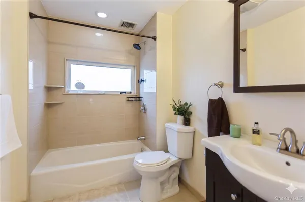 $849,999 | 271 Arthur Street, Freeport, NY 11520