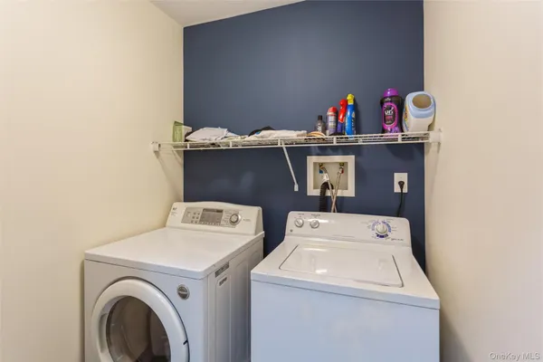 $849,999 | 271 Arthur Street, Freeport, NY 11520