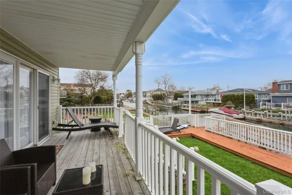 $849,999 | 271 Arthur Street, Freeport, NY 11520