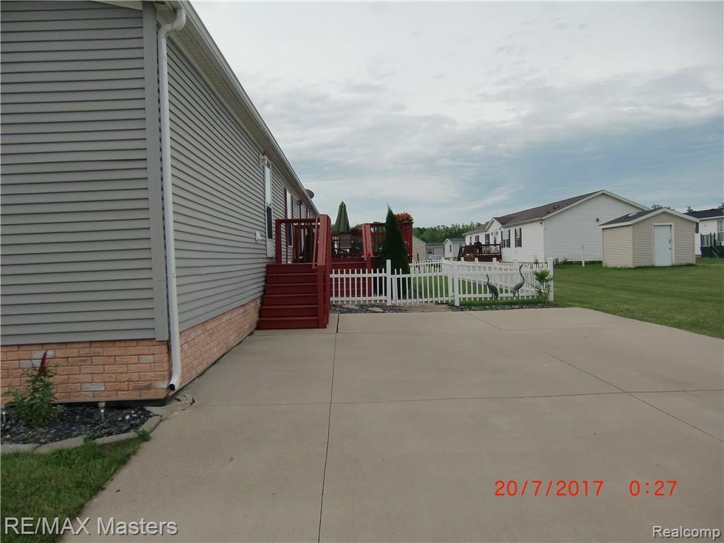 3506 Spring Street Carleton, MI 48117 - Photo 31 of 38 CIMG3744.JPG