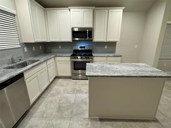 $2,250 | 1436 Sundown Gln Lane, Katy, TX 77493