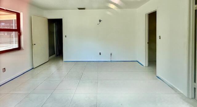 7107 181st Street Jupiter, FL 33458 - Photo 8 of 8 IMG_5336