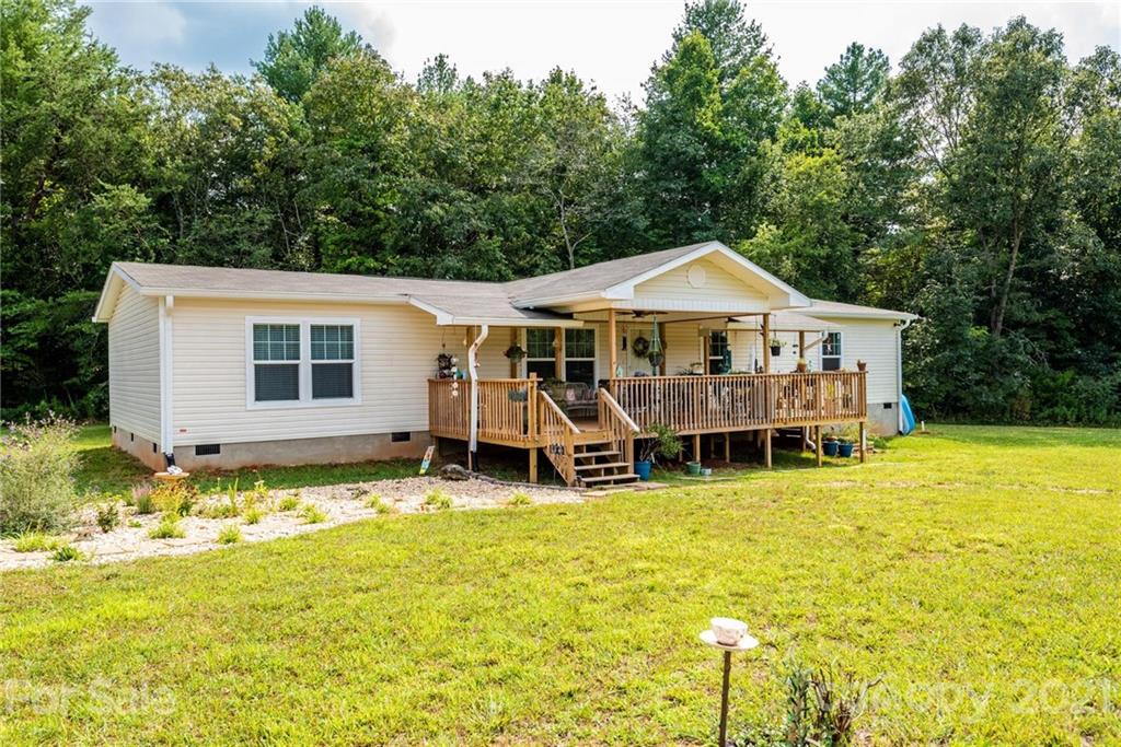 4073 Doe Ridge Place Lenoir, NC 28645 - Photo 1 of 47 Gallery Image 1
