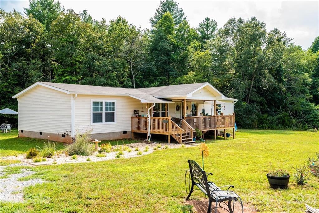 4073 Doe Ridge Place Lenoir, NC 28645 - Photo 2 of 47 Gallery Image 2