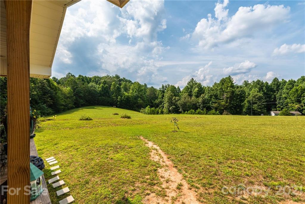 4073 Doe Ridge Place Lenoir, NC 28645 - Photo 16 of 47 Gallery Image 16