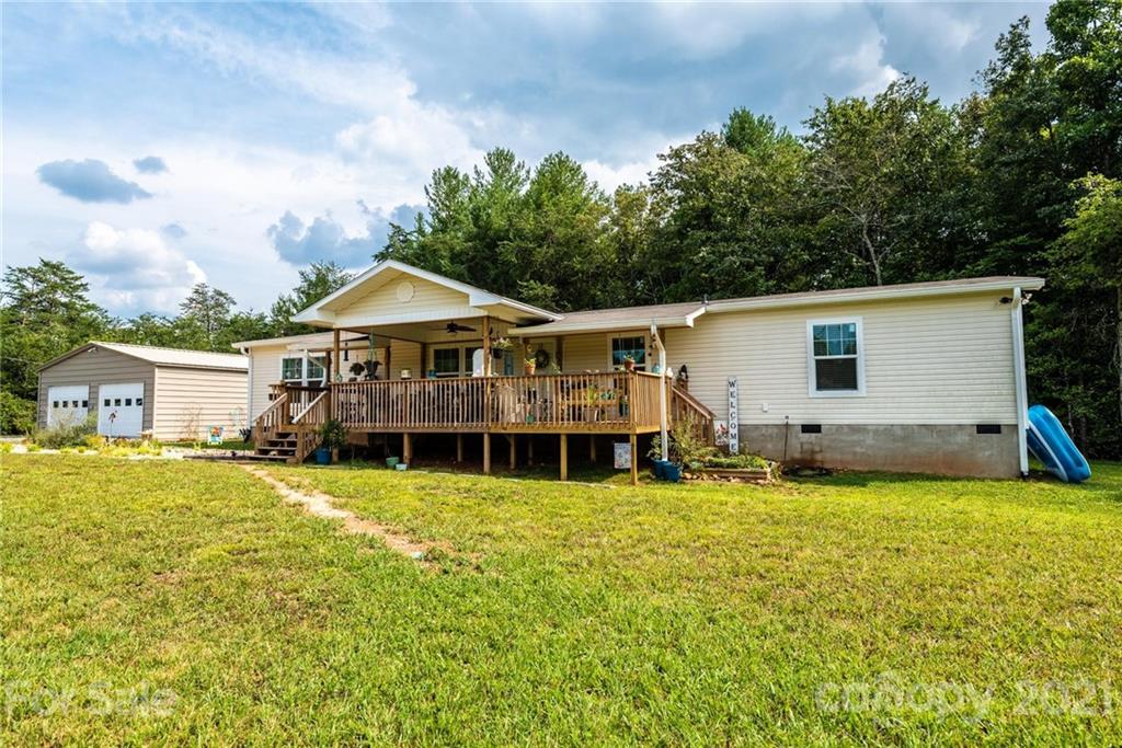 4073 Doe Ridge Place Lenoir, NC 28645 - Photo 3 of 47 Gallery Image 3