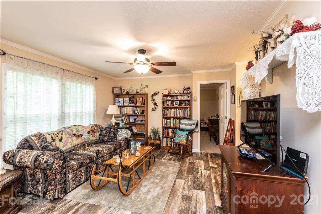 4073 Doe Ridge Place Lenoir, NC 28645 - Photo 29 of 47 Gallery Image 29