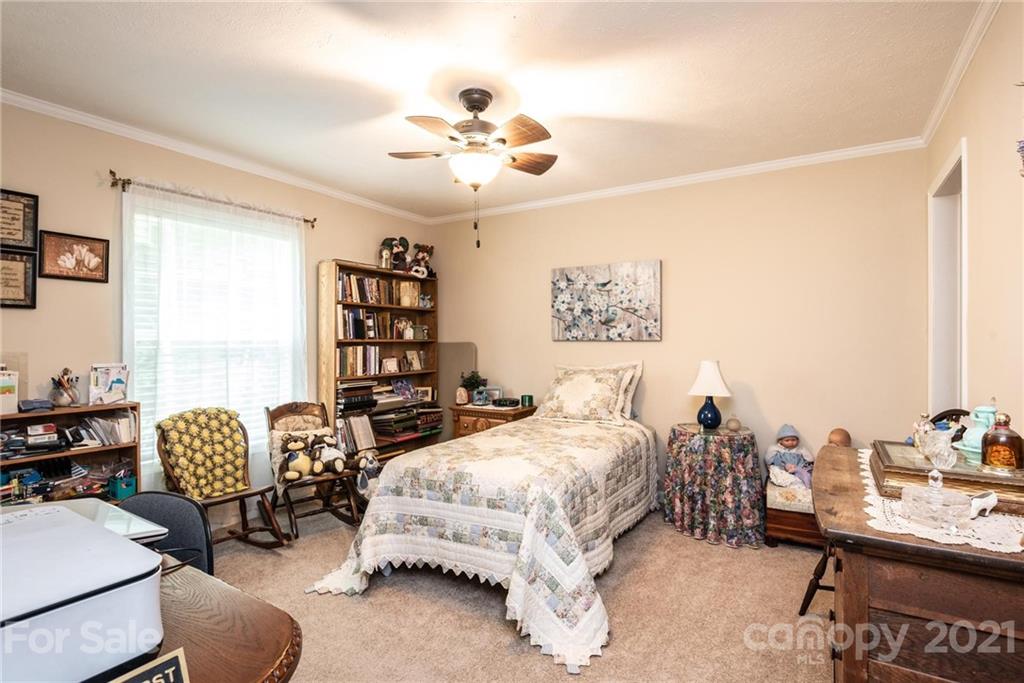 4073 Doe Ridge Place Lenoir, NC 28645 - Photo 36 of 47 Gallery Image 36